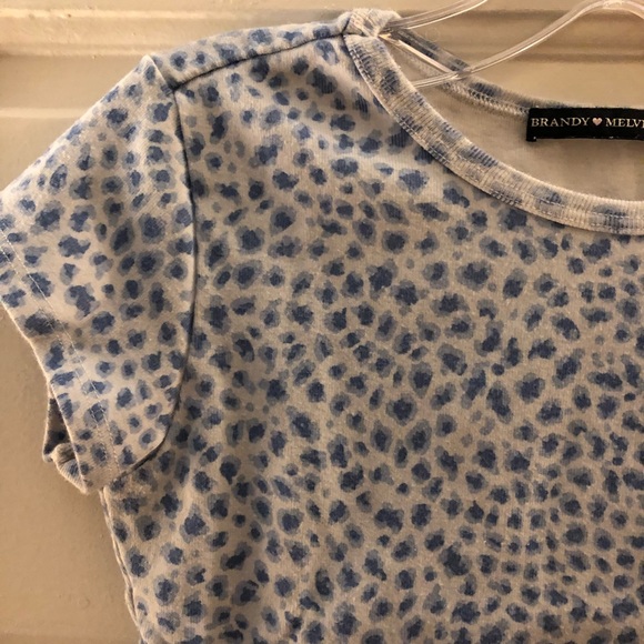 ❌ SOLD ❌ BM Blue Cheetah Print Ashlyn Top - Picture 3 of 4
